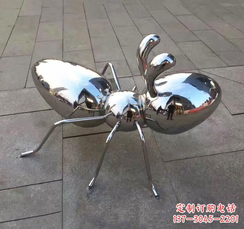 重庆不锈钢蚂蚁雕塑——缩小世界的小工匠