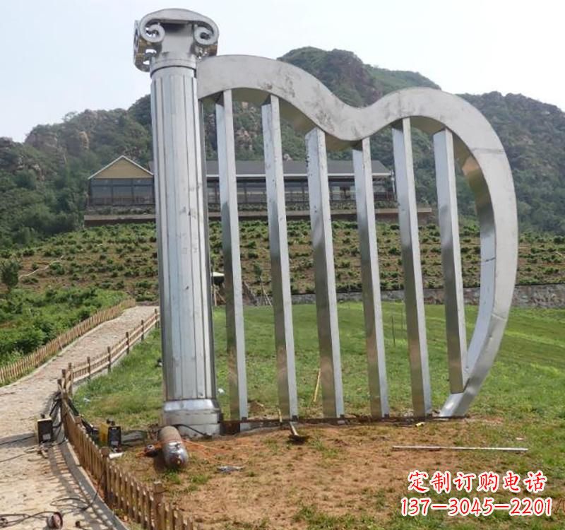 重庆不锈钢竖琴雕塑——雕塑艺术的精粹