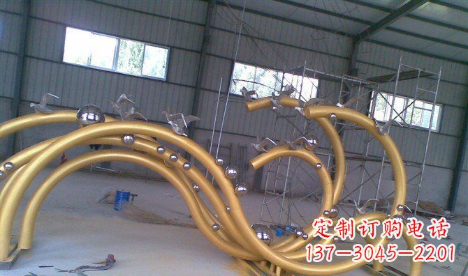 重庆海鸥景观以不锈钢雕塑点亮海岸