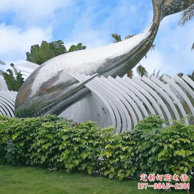 重庆海豚雕塑镜面鲸鱼创意动物景观