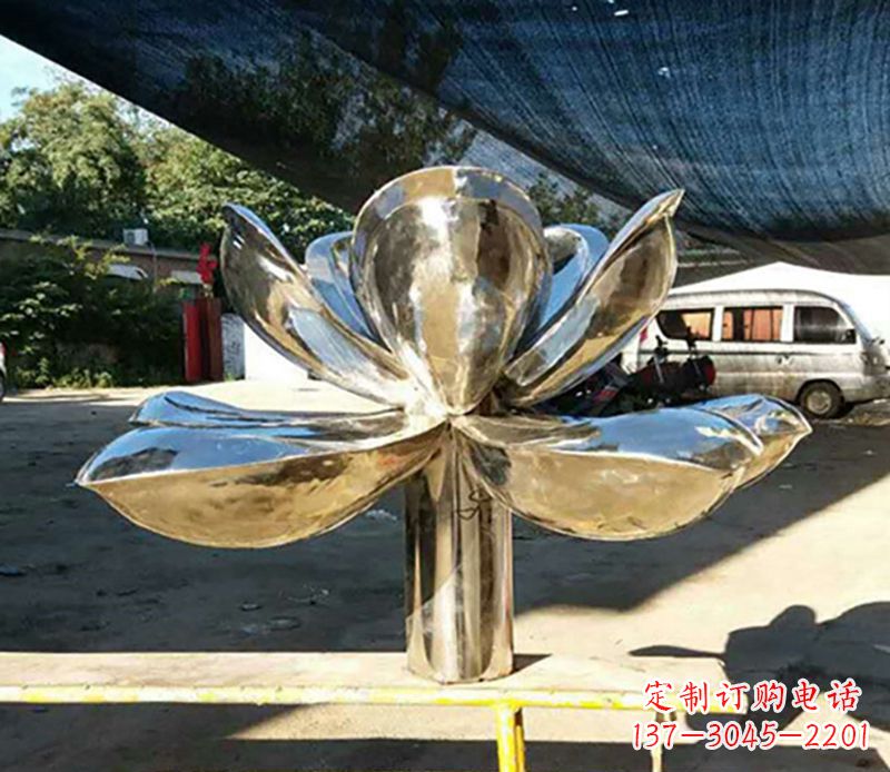 重庆不锈钢荷花雕塑——彰显小区景观之美