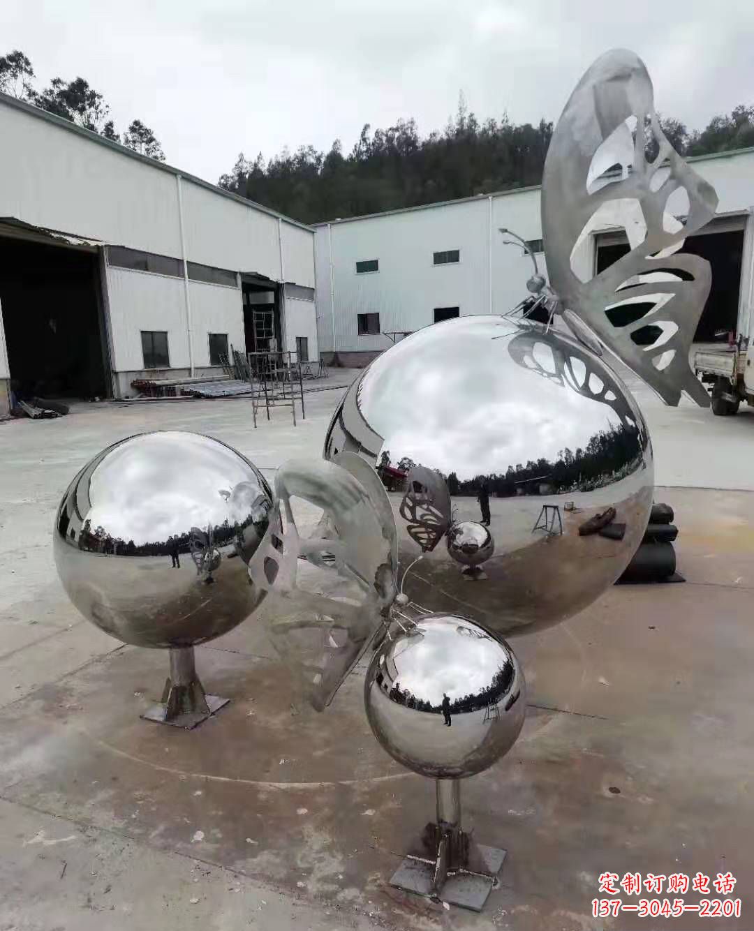 重庆不锈钢蝴蝶雕塑美丽而迷人