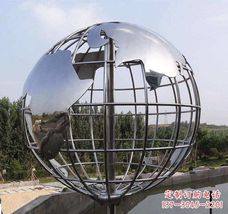 重庆不锈钢户外地球仪雕塑一件既美观又能提醒人们环保的艺术品