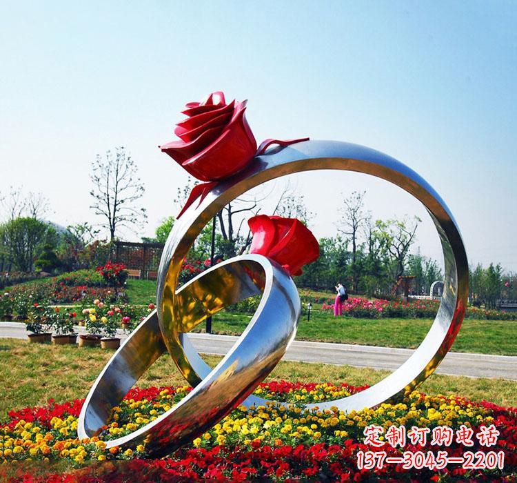 重庆精美不锈钢戒指雕塑