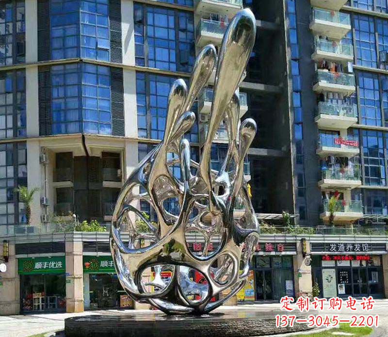 重庆不锈钢火龙果雕塑集艺术与自然之美