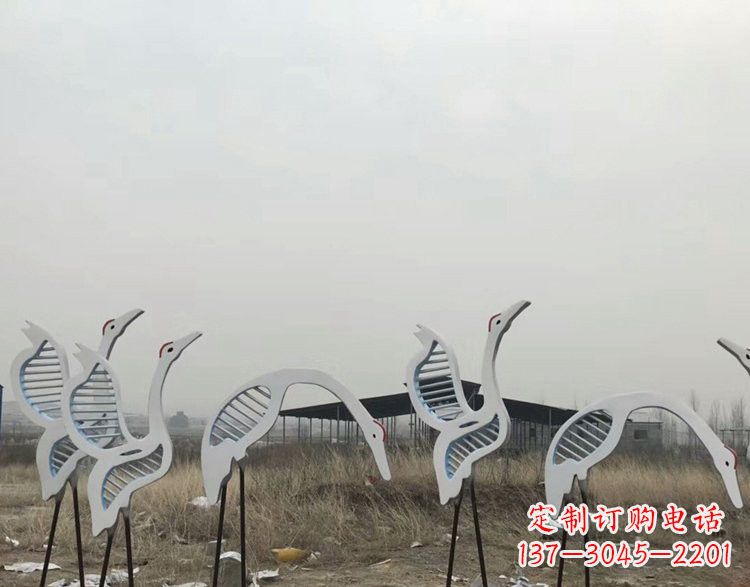 重庆精美不锈钢仙鹤雕塑