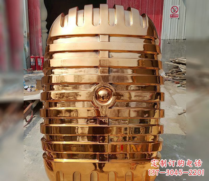 重庆精美不锈钢话筒雕塑