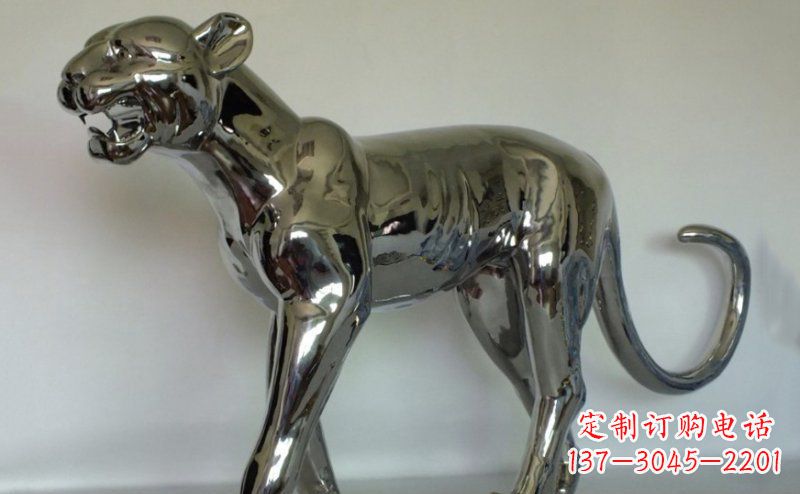 重庆不锈钢金钱豹雕塑给人以高贵气质的艺术瑰宝