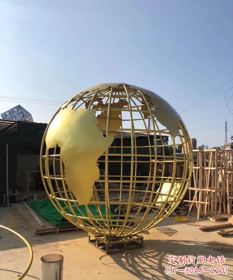 重庆不锈钢金属地球仪雕塑一种视觉美学的精美艺术