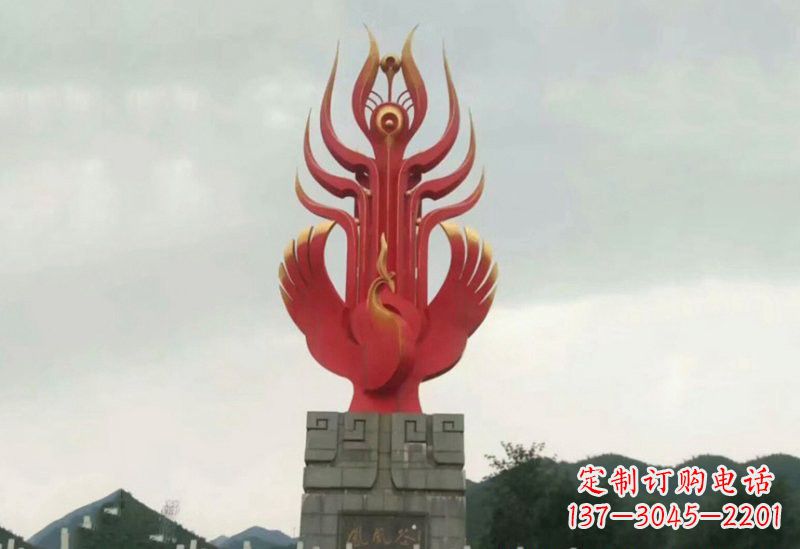 重庆凤凰雕塑美丽传奇的象征