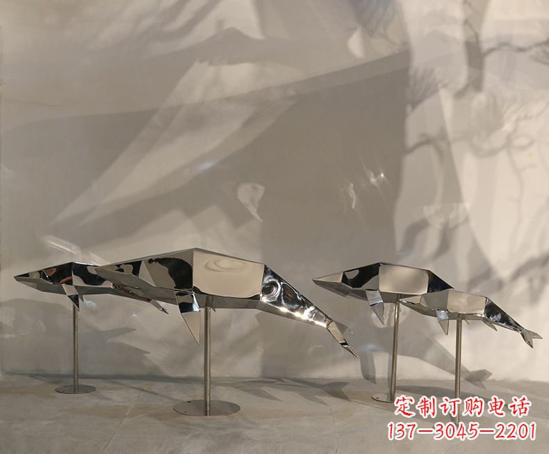 重庆不锈钢海豚雕塑——精致的艺术形式