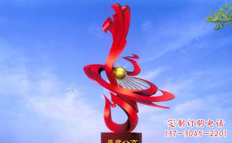 重庆不锈钢孔雀雕塑——迎接八方美好