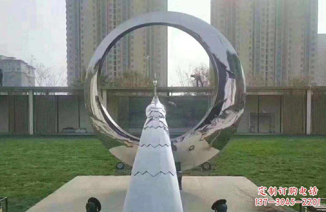 重庆不锈钢孔雀雕塑精美外形,精美细节