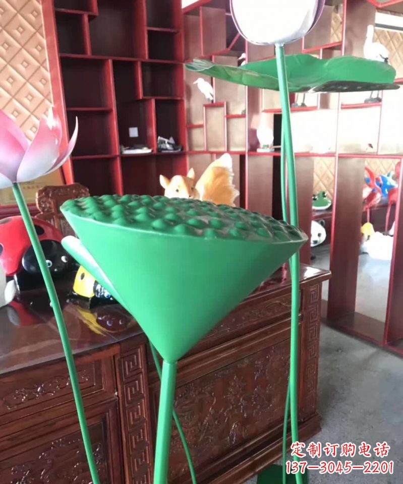 重庆不锈钢莲藕雕塑引领现代景观艺术