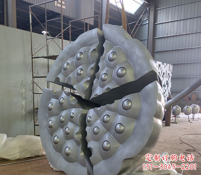 重庆不锈钢莲蓬雕塑精美外形 引人入胜