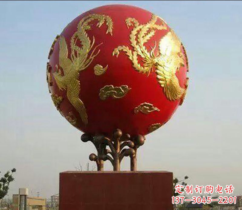 重庆不锈钢龙凤呈祥雕塑传统艺术的精美体现
