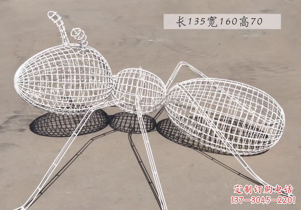 重庆不锈钢镂空蚂蚁雕塑艺术精美的象征