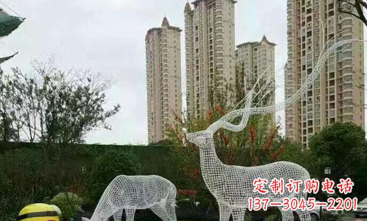 重庆不锈钢镂空鹿雕塑精美纯粹的艺术之作