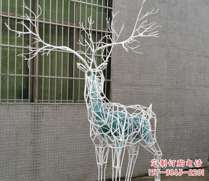 重庆不锈钢镂空梅花鹿雕塑——流动的美丽