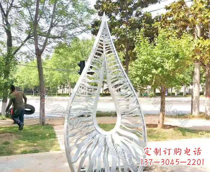 重庆精致不锈钢水滴雕塑