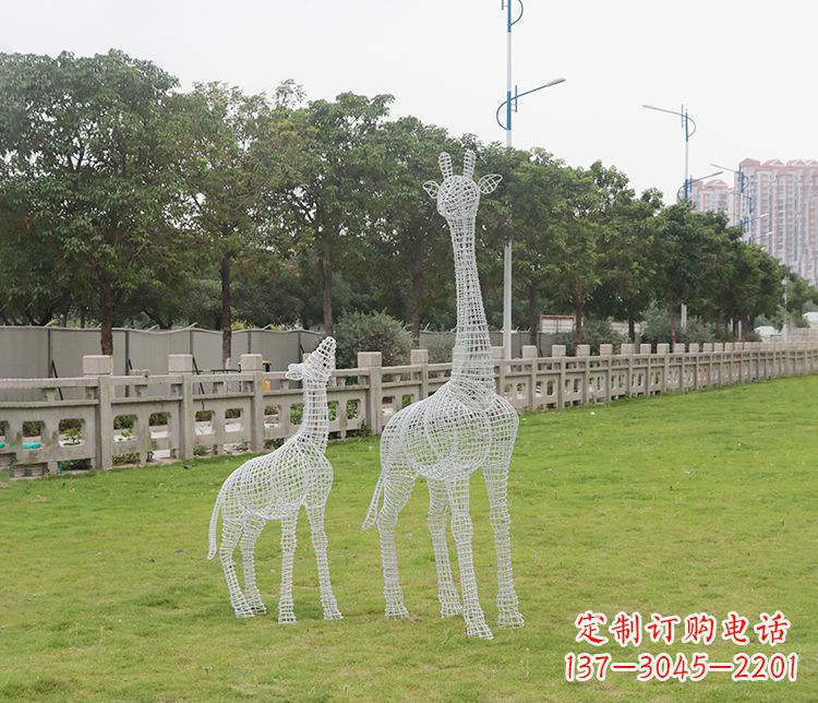 重庆精美的不锈钢长颈鹿雕塑