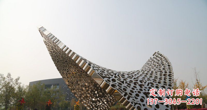 重庆不锈钢字母雕塑——点缀美丽的空间