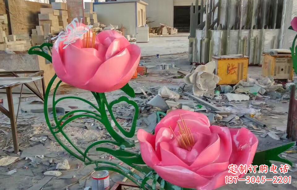 重庆精美牡丹雕塑点缀景观