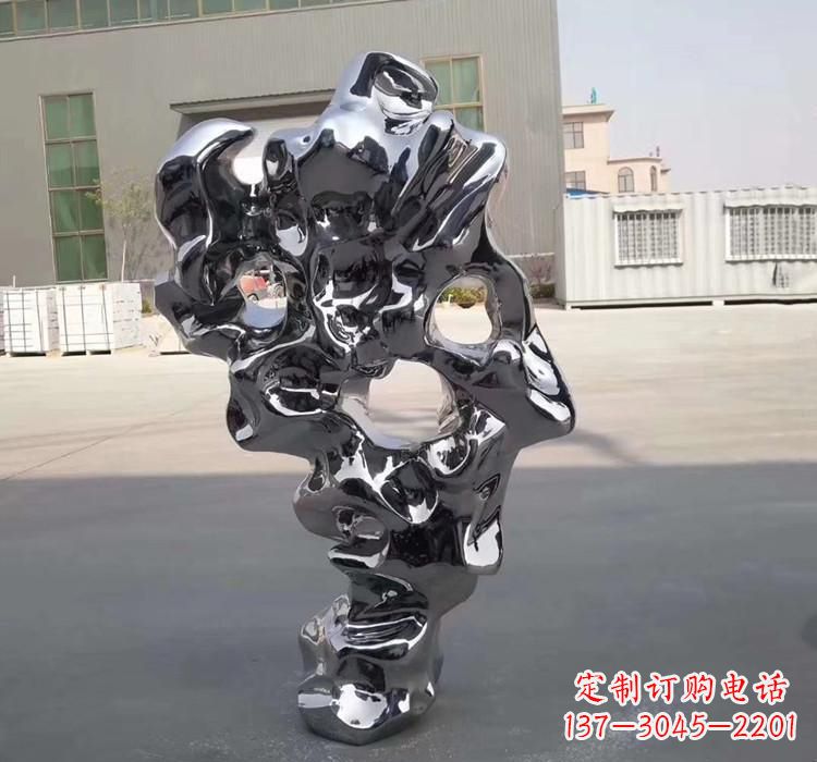 重庆太湖石雕塑精美的艺术瑰宝