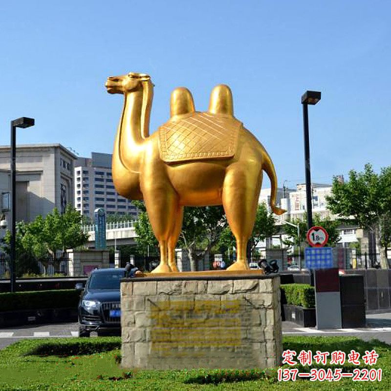 重庆不锈钢骆驼雕塑点缀城市绿化