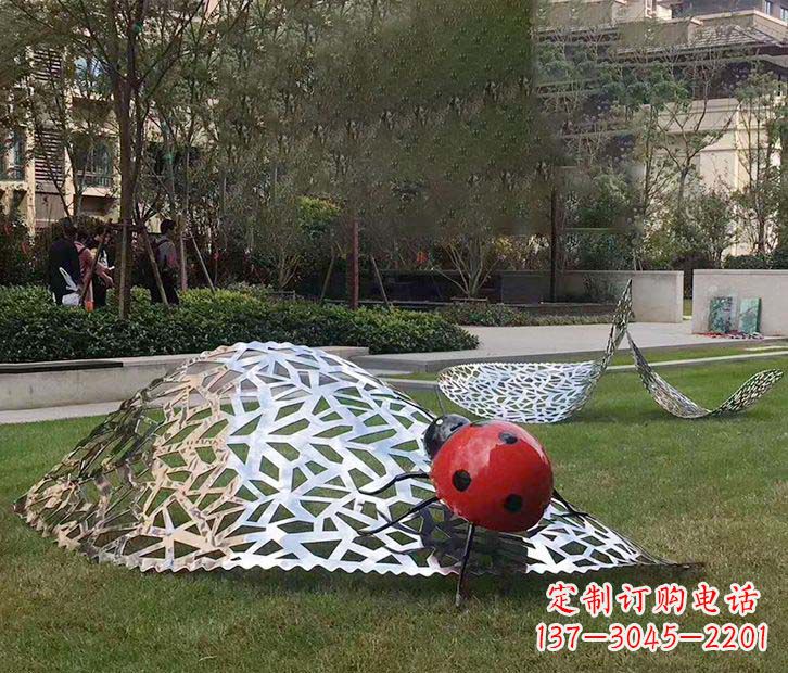 重庆不锈钢瓢虫雕塑令人惊叹的艺术之美