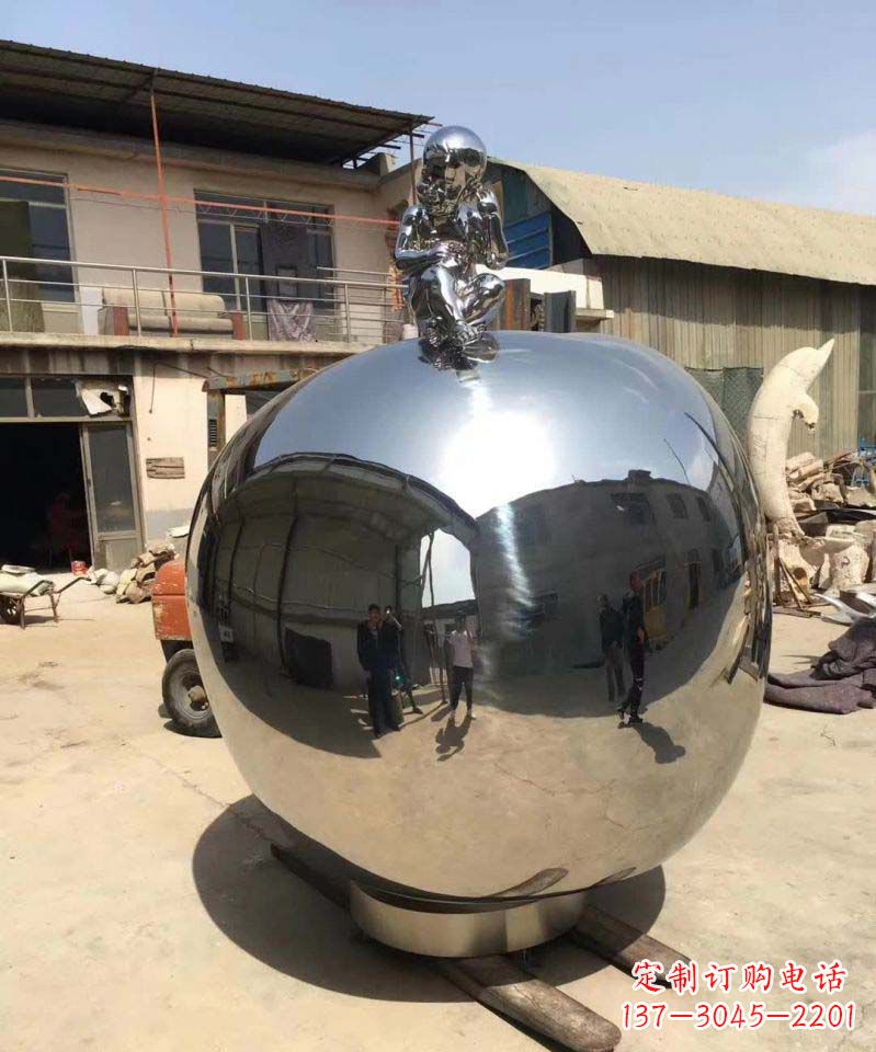 重庆精美不锈钢苹果雕塑