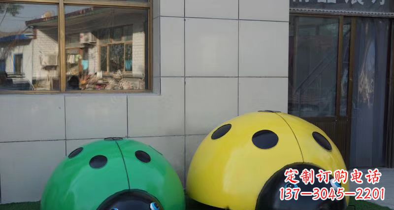重庆不锈钢瓢虫雕塑精致而富有艺术感