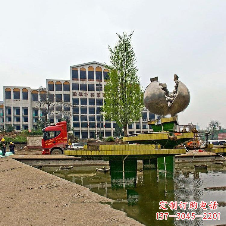 重庆不锈钢石榴景观雕塑美丽的艺术之旅