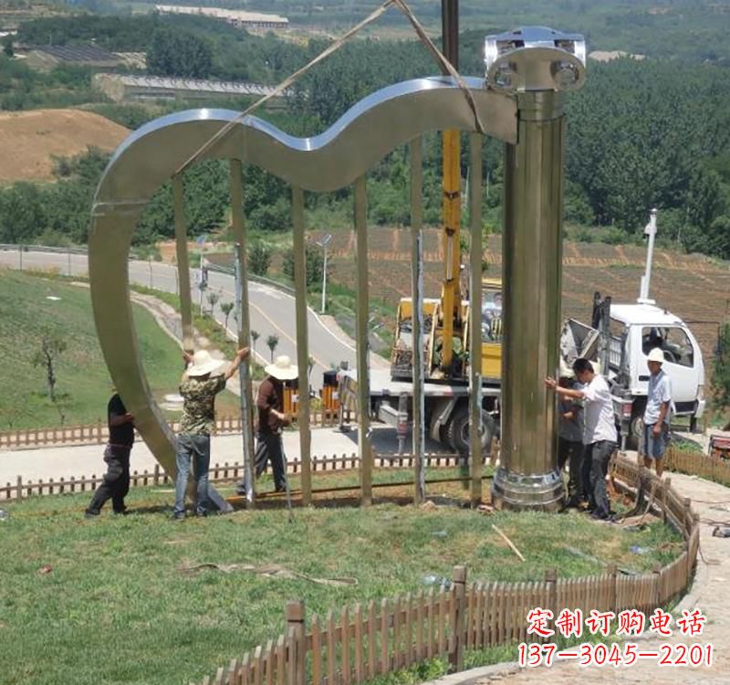 重庆音乐美学不锈钢竖琴雕塑