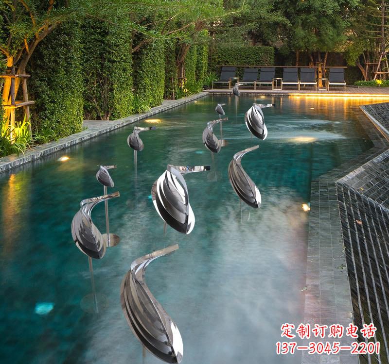 重庆不锈钢动物雕塑——美丽的水景装置