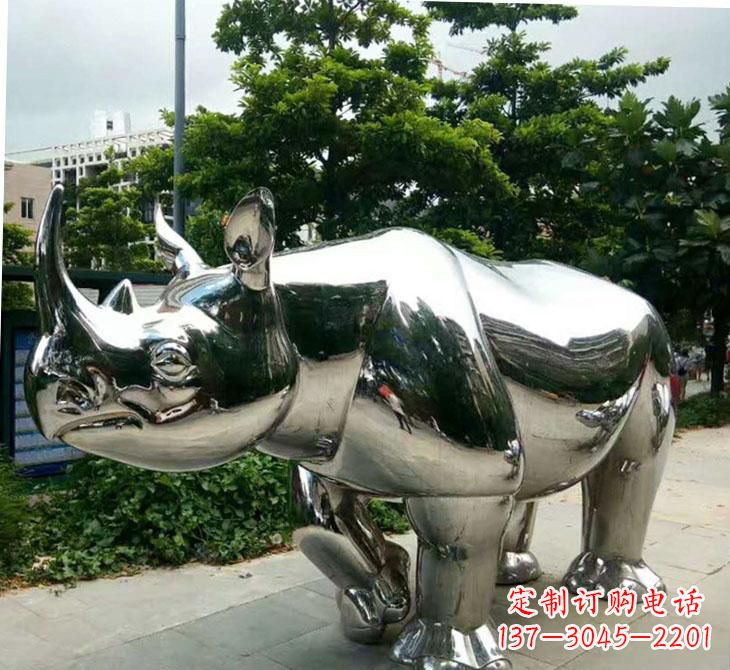 重庆不锈钢犀牛雕塑传承自然之美