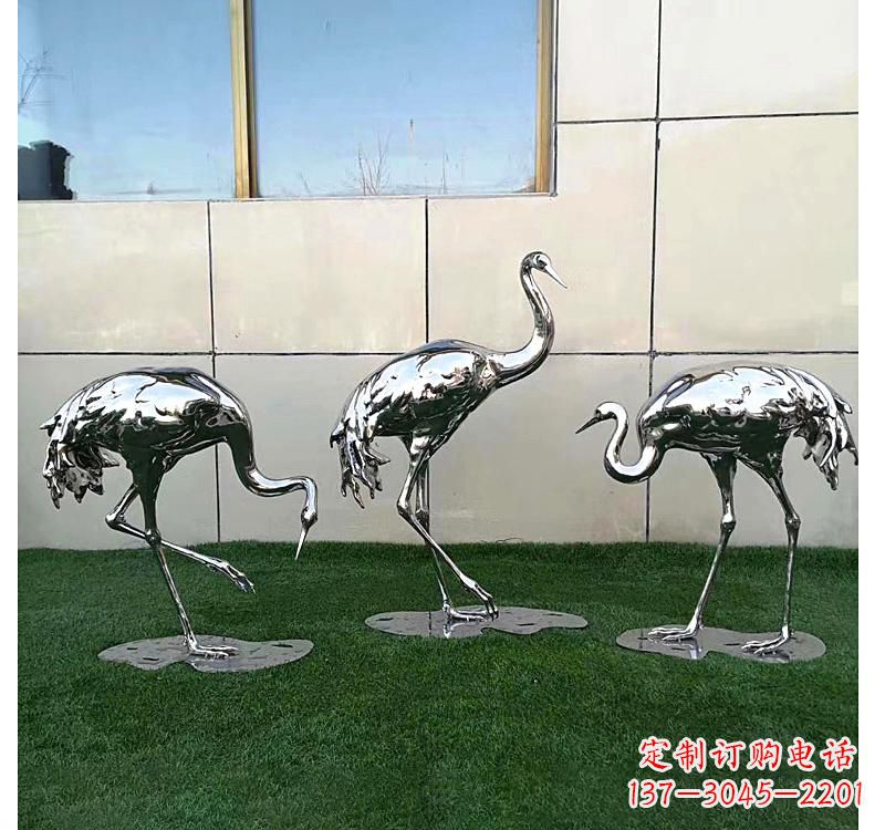 重庆不锈钢现代镜面仙鹤雕塑