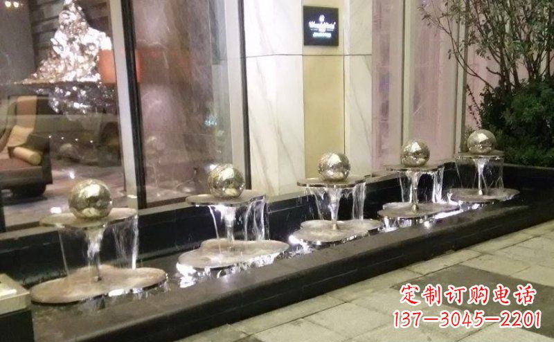 重庆不锈钢小喷泉雕塑美丽之灵