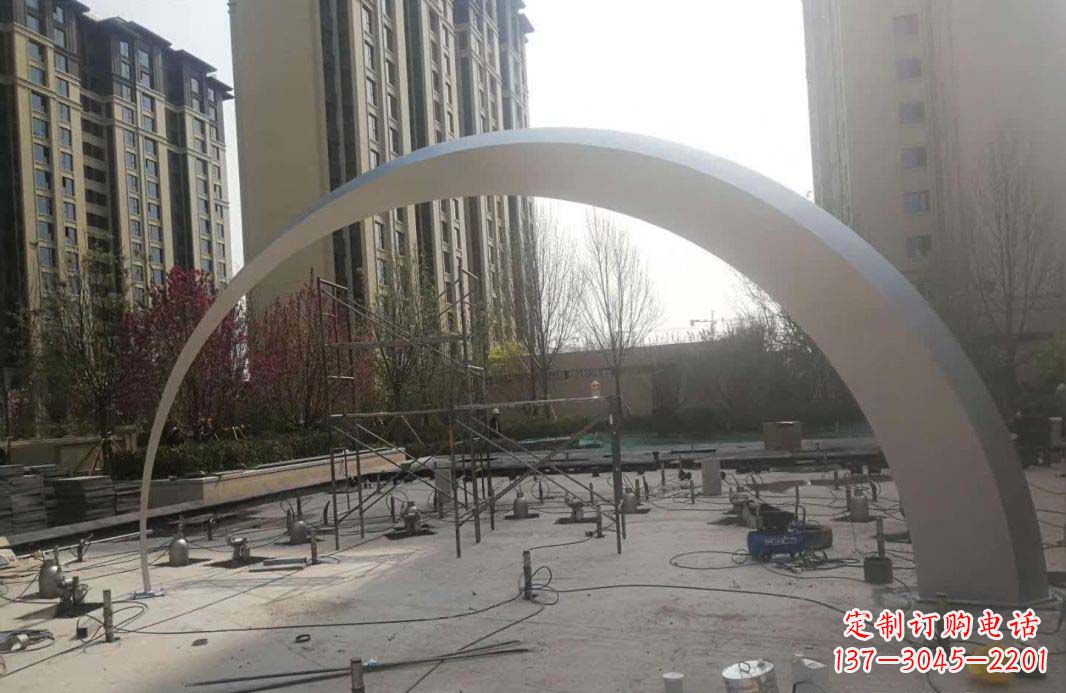 重庆不锈钢小区拱门雕塑美化环境
