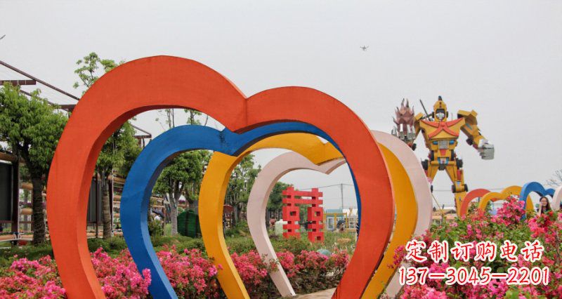 重庆不锈钢心形拱门雕塑——浪漫之门