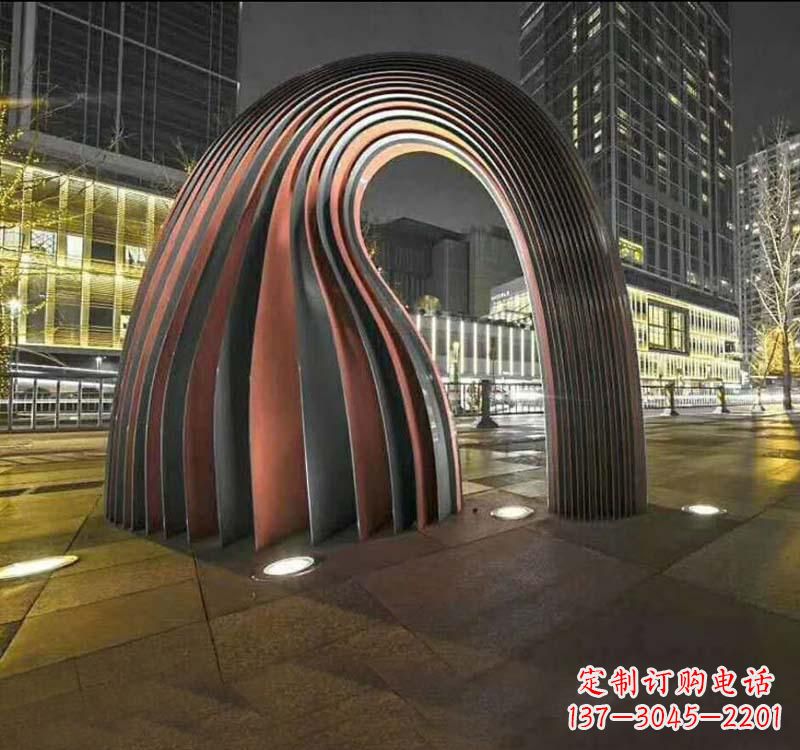 重庆不锈钢异形拱门雕塑精致古典风格