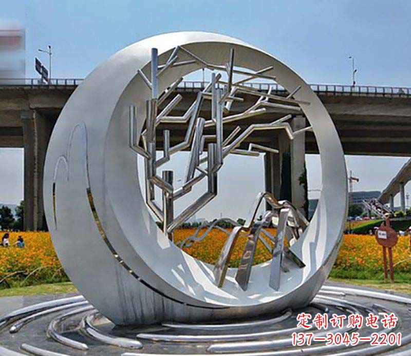 重庆不锈钢异形圆环雕塑精致而优雅