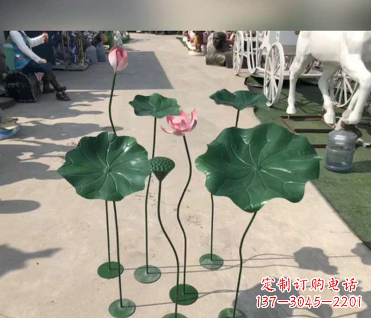 重庆不锈钢荷花雕塑象征着美丽的永恒