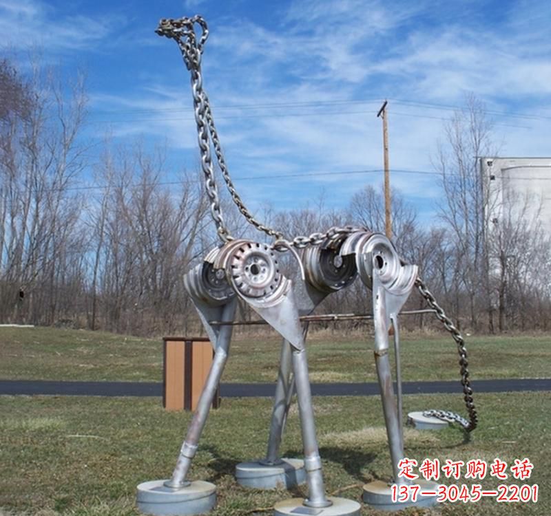重庆不锈钢恐龙雕塑集艺术与自然于一体