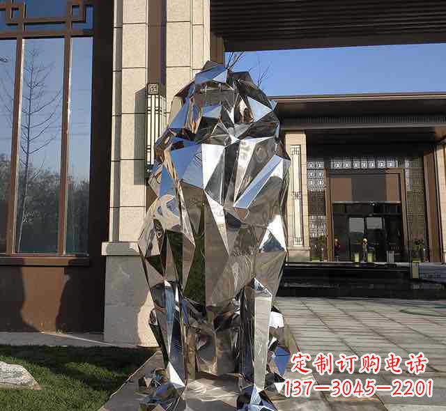 重庆不锈钢狮子雕塑给园林带来神秘与力量