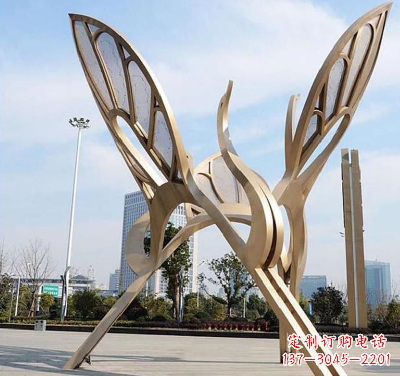 重庆不锈钢园林仙鹤雕塑传承传统艺术精髓