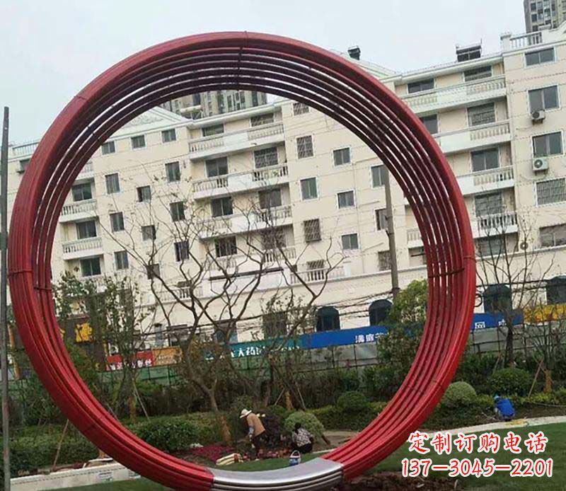 重庆不锈钢圆环雕塑精致而经久耐用
