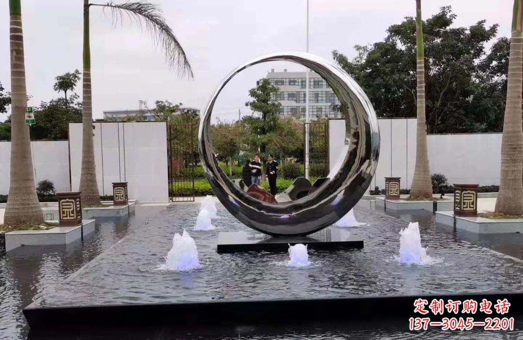 重庆圆环景观喷泉雕塑视觉与声音的完美结合