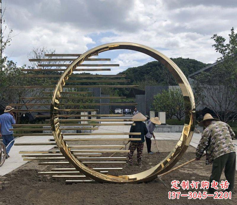 重庆不锈钢圆环艺术雕塑——极致精湛的艺术美学