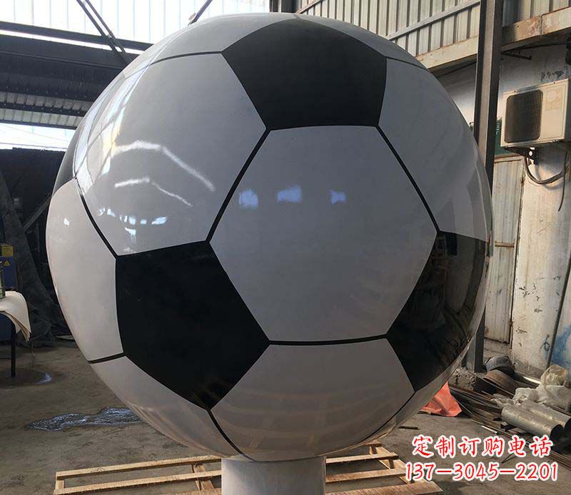 重庆不锈钢足球雕塑精美的艺术品